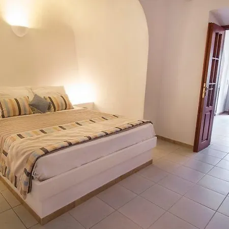 La Maltese Private House Vila Imerovigli (Santorini)