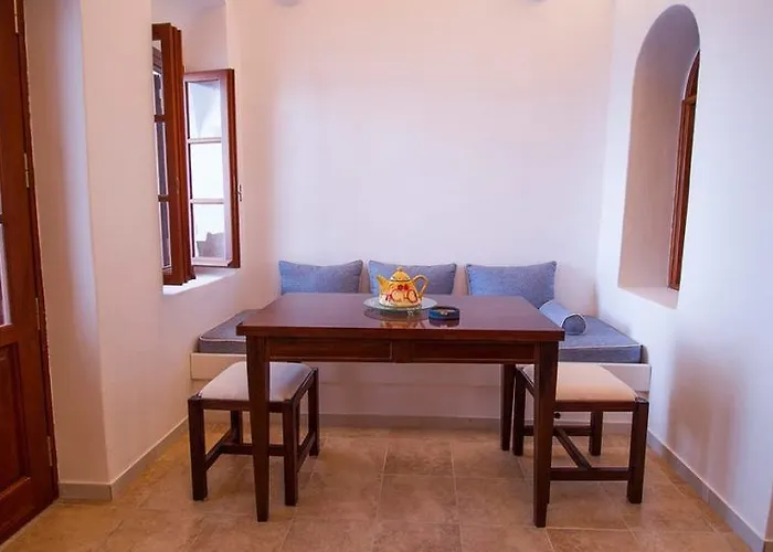 La Maltese Private House Imerovigli (Santorini)