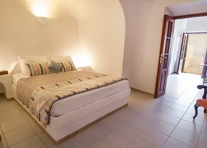 La Maltese Private House Villa Imerovigli (Santorini)