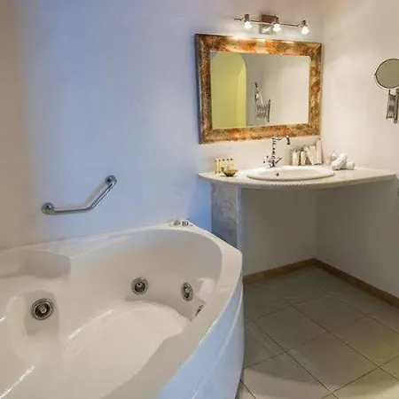 Villa La Maltese Private House *